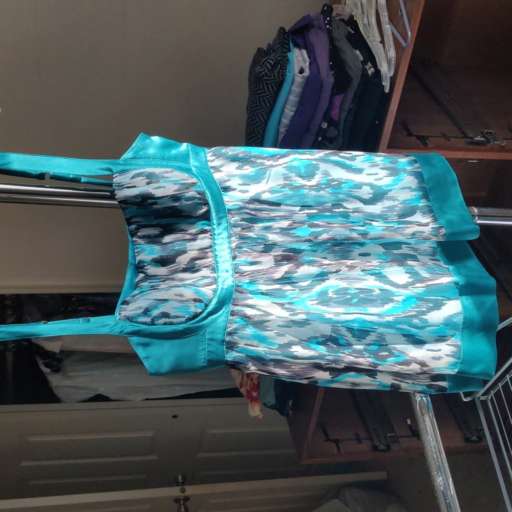 2b Bebe Teal top size small